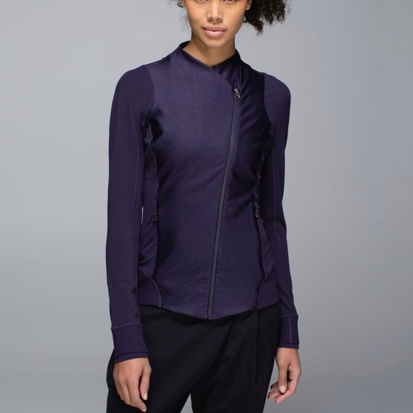 Lululemon black grape purple Emerge Renewed sideways zipper zip up Jacket - Picture 8 of 10